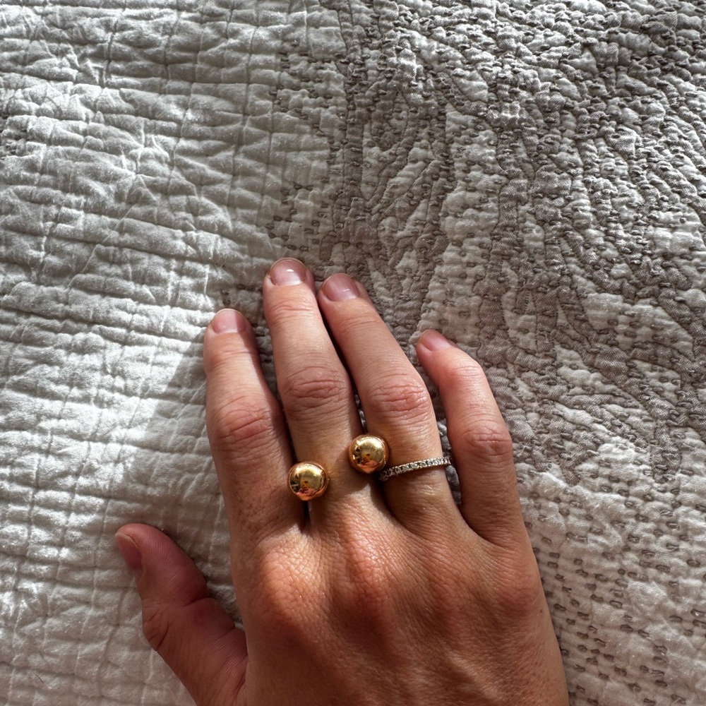 Elegant 14k Gold Women's Ring Set